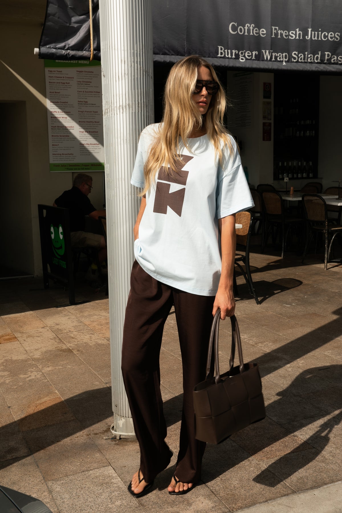 AVALON TEE - SKY BLUE & CHOCOLATE